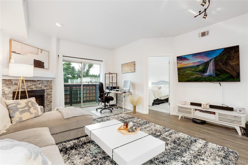 1000 E 1st Ave #304, Denver, CO 80218
