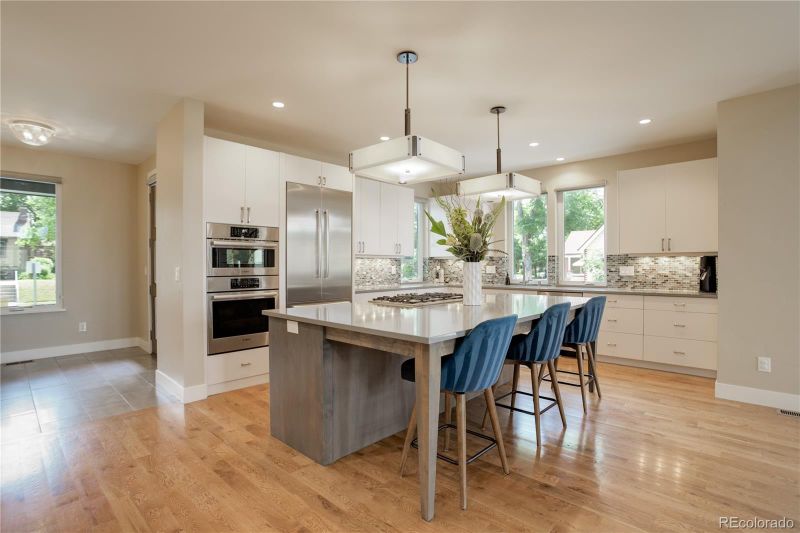 1995 S Corona St, Denver, CO 80210