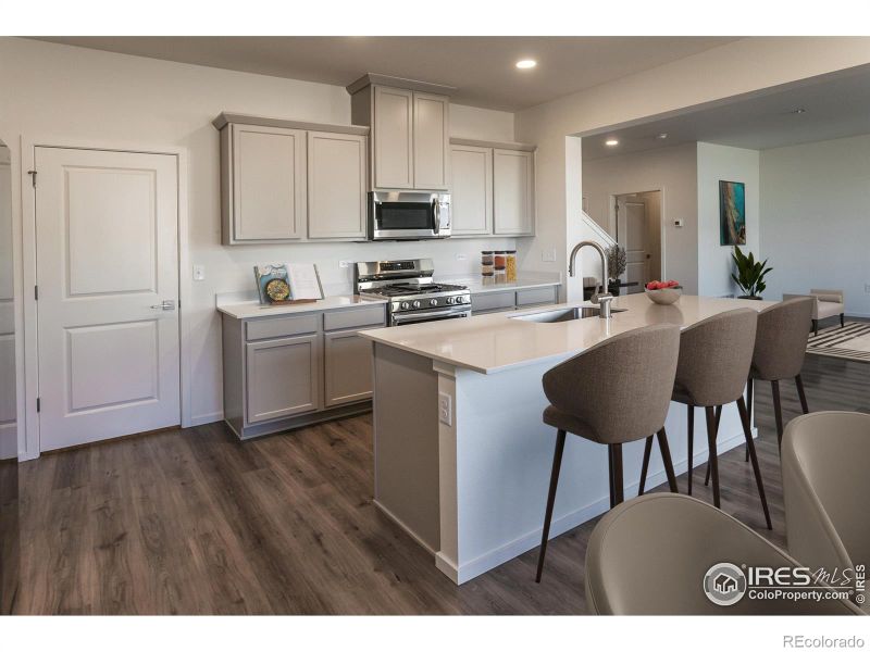 1581 Sunflower Way, Johnstown, CO 80534