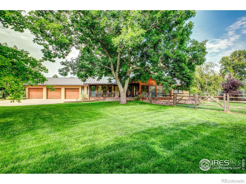3608 Manzanita Dr, Loveland, CO 80537