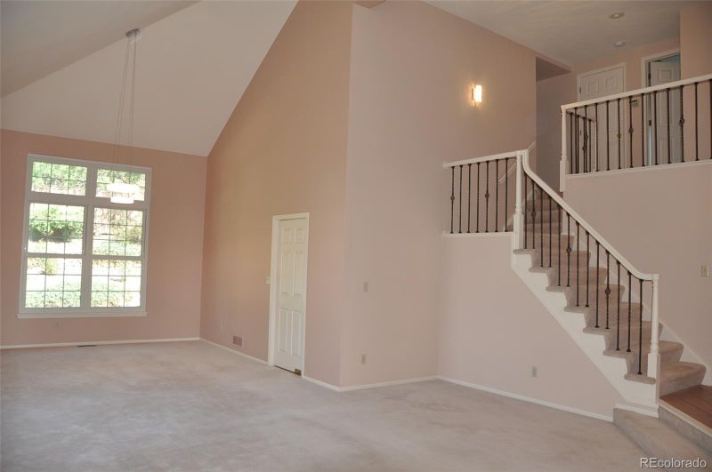 9058 Mountain Laurel Way, Highlands Ranch, CO 80126