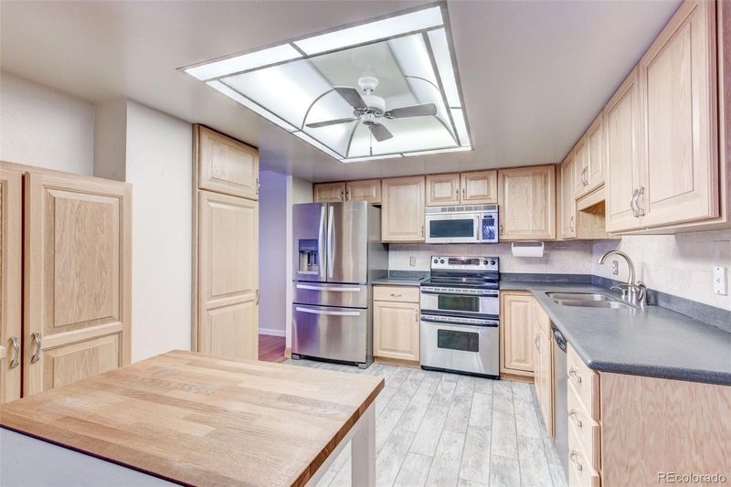 14001 E Marina Dr #101, Aurora, CO 80014