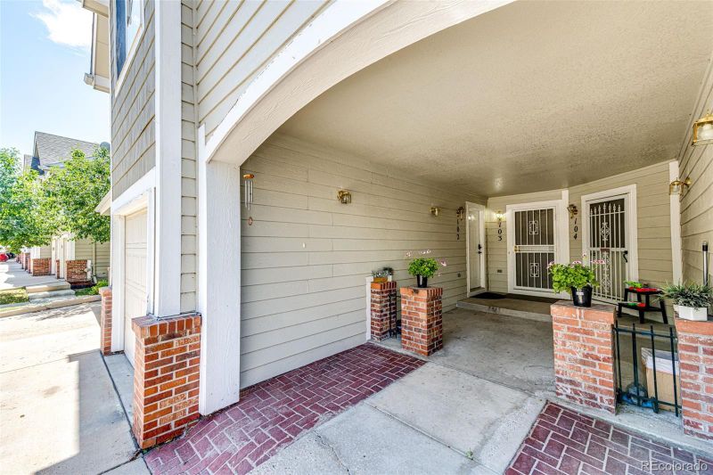 1361 S Cathay Ct #103, Aurora, CO 80017