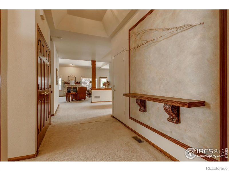 653 Penhurst Cir, Longmont, CO 80504