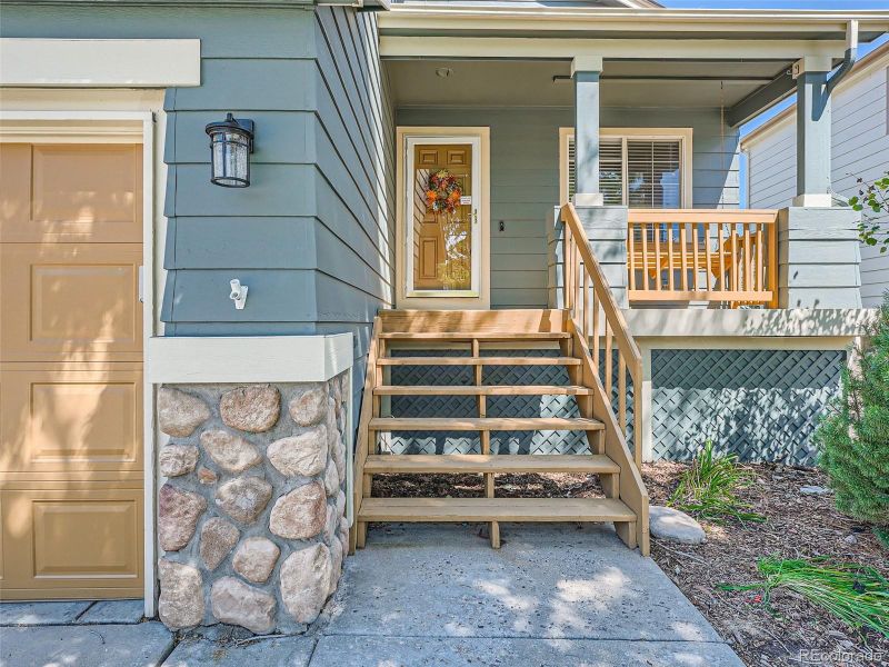 9682 Queenscliffe Dr, Highlands Ranch, CO 80130