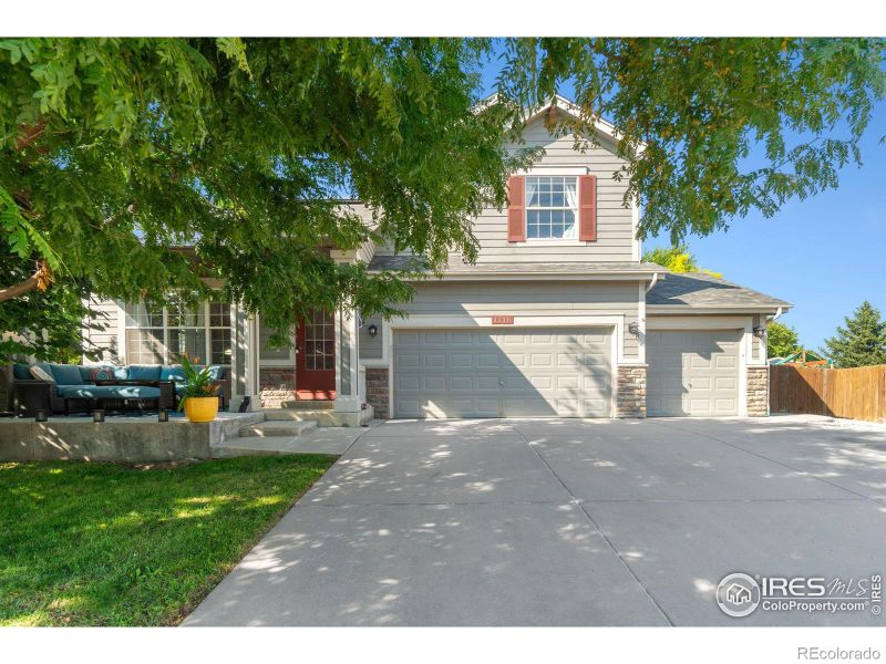 1716 Green Wing Dr, Johnstown, CO 80534