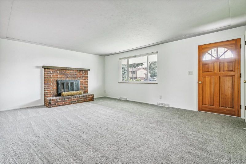 6461 Osceola St, Arvada, CO 80003
