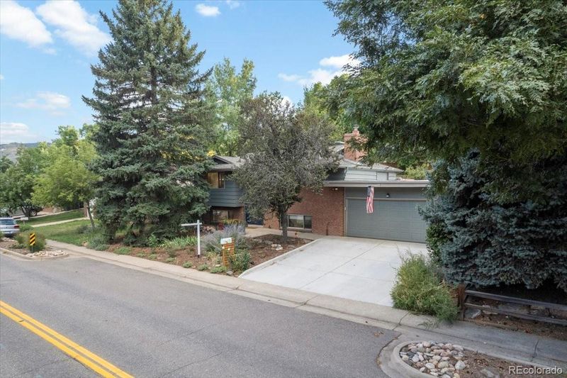 1040 N Ford St, Golden, CO 80403