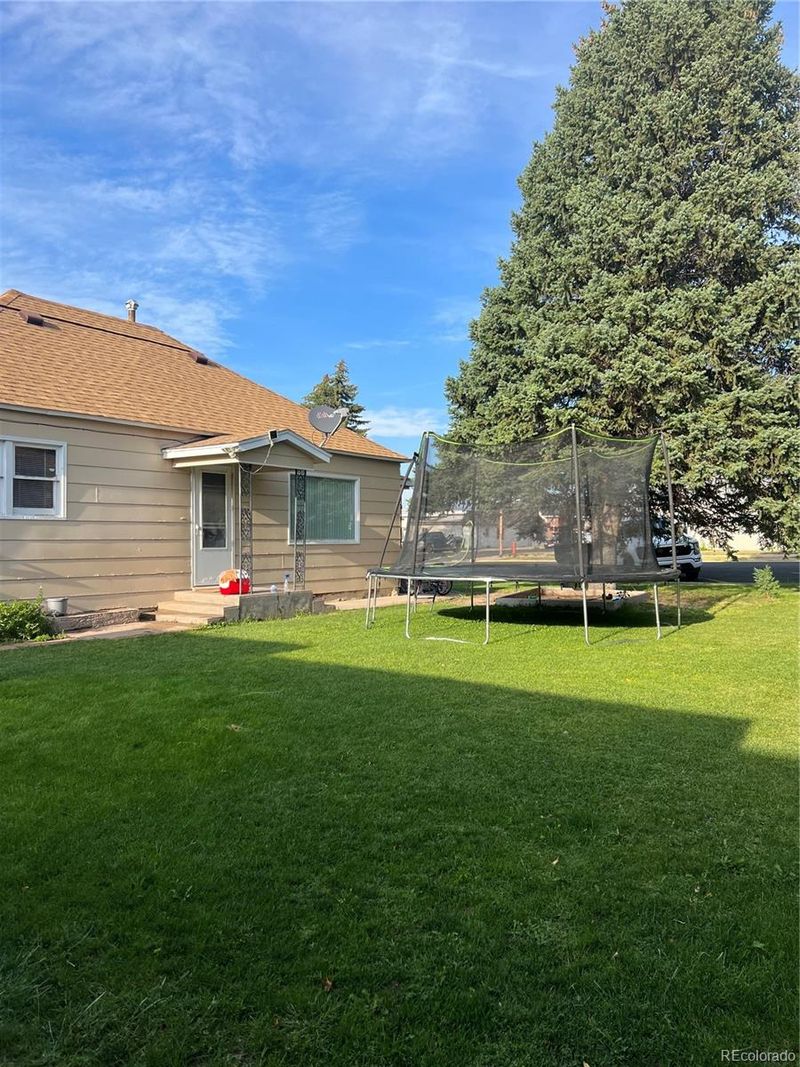 503 Adams St, Wray, CO 80758