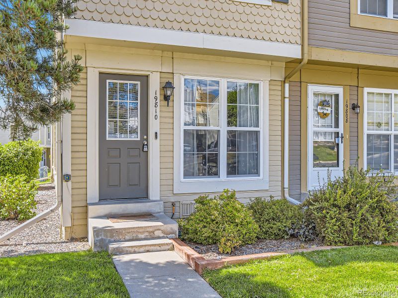 19810 Applewood Ct, Parker, CO 80138