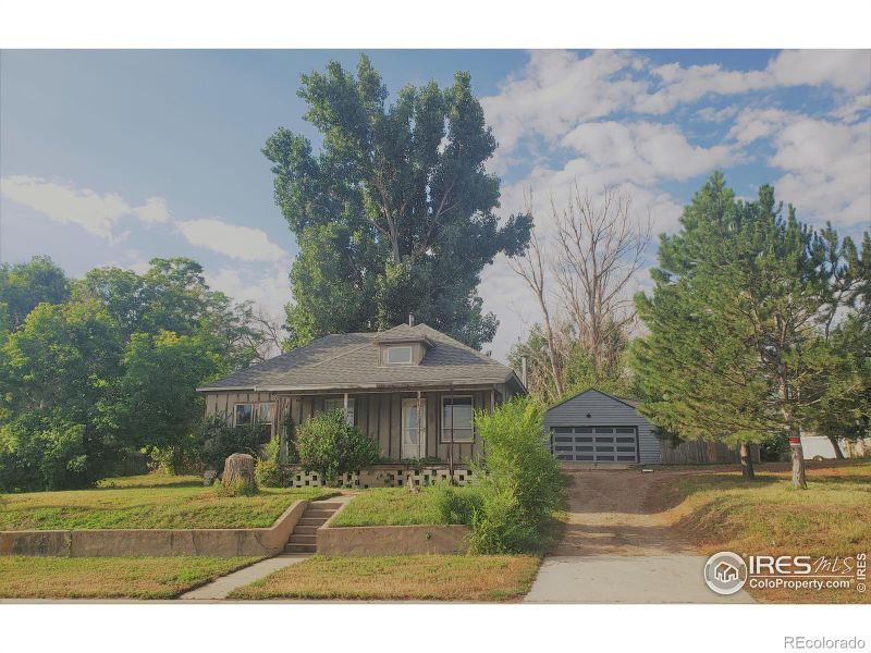 6530 Ralston Rd, Arvada, CO 80002