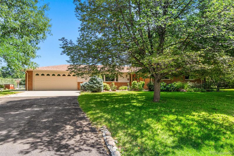 9522 Schlagel St, Longmont, CO 80503