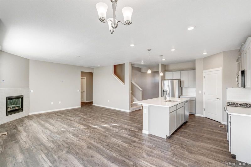 15762 Quince Ct, Thornton, CO 80602