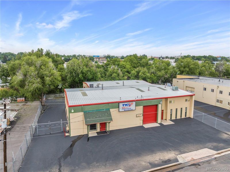 210 Auburn Dr, Colorado Springs, CO 80909
