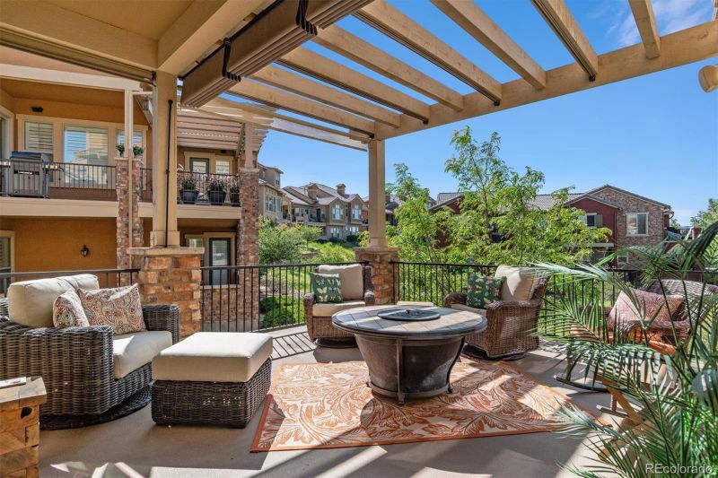 9205 Viaggio Way, Highlands Ranch, CO 80126