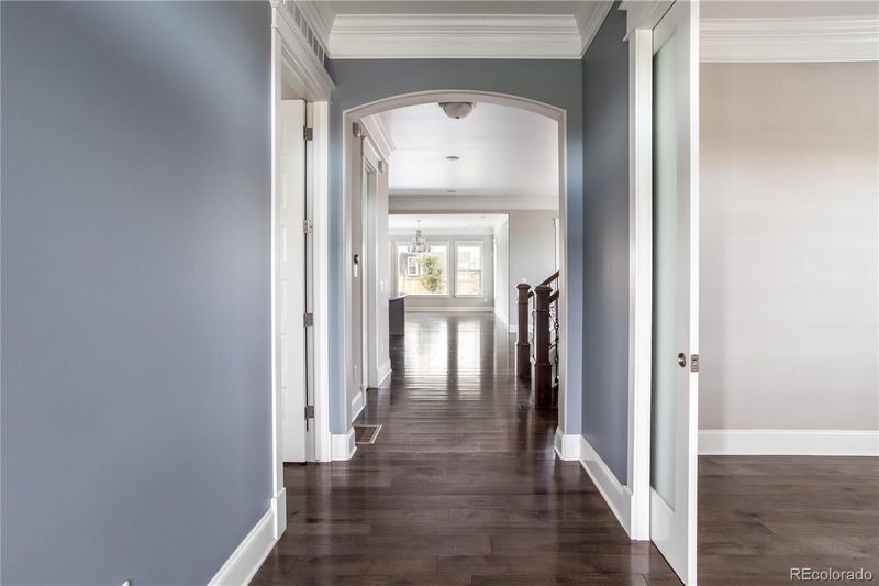 5977 Chester Way, Denver, CO 80238