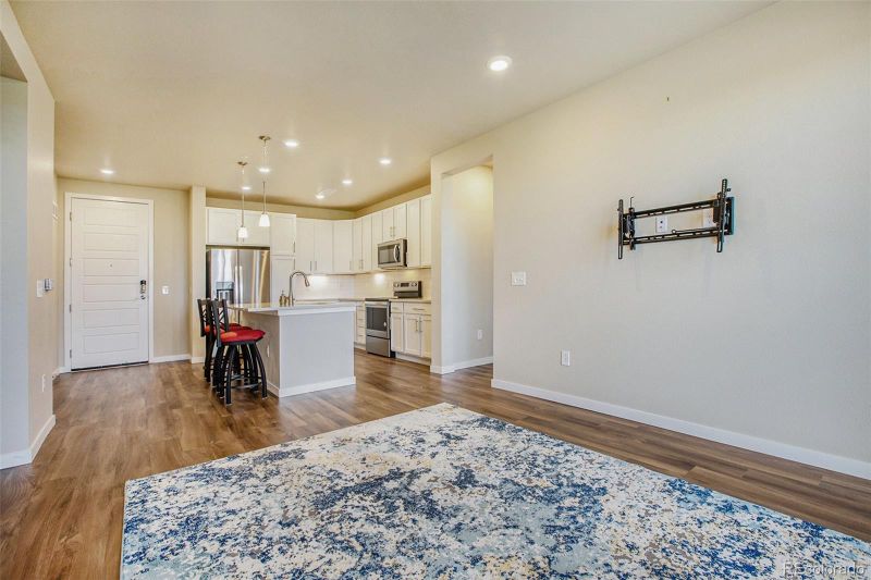 420 E Fremont Pl #303, Centennial, CO 80122