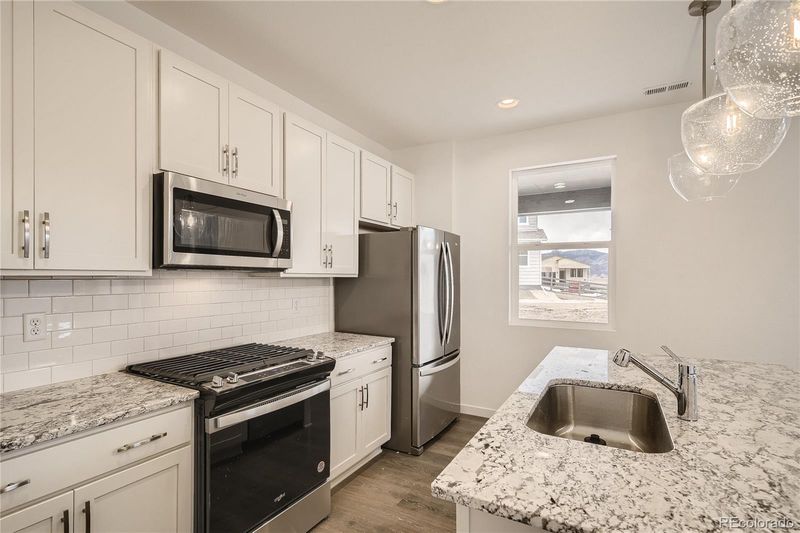 8491 Cheraw St, Littleton, CO 80125