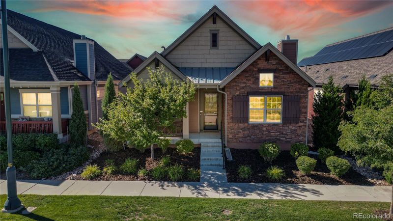 8222 E 55th Pl, Denver, CO 80238