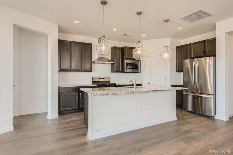 8500 Arriba Dr, Littleton, CO 80125