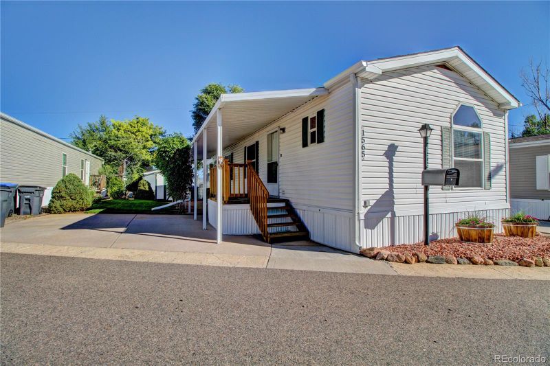 1565 E St, Golden, CO 80401