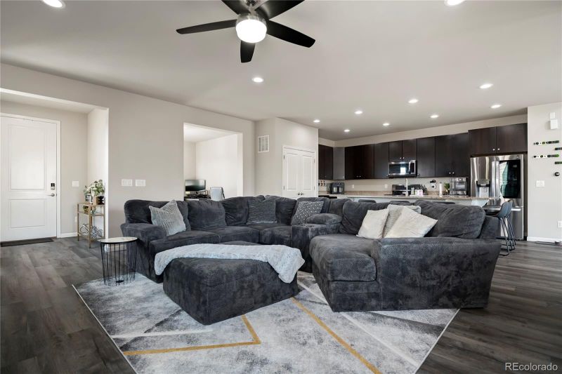 3573 Ghost Dance Dr, Castle Rock, CO 80108