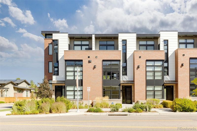 6819 E Lowry Blvd, Denver, CO 80230