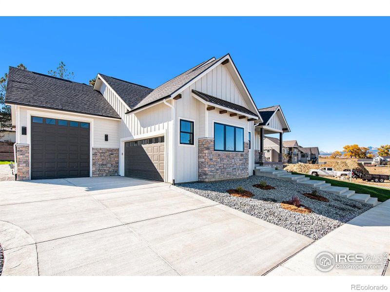 1337 Art Dr, Berthoud, CO 80513