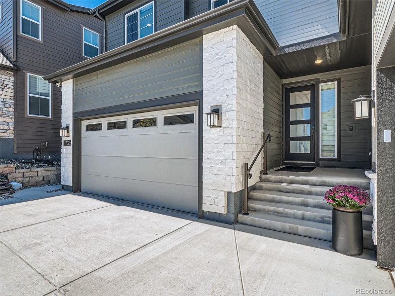 7025 Copper Sky Cir, Castle Pines, CO 80108