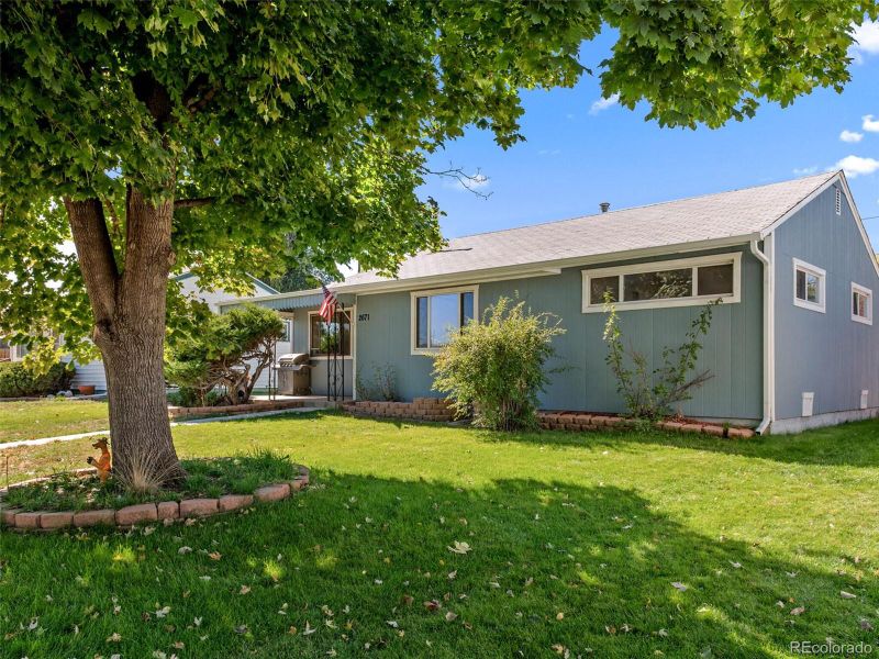 2671 S Green Ct, Denver, CO 80219