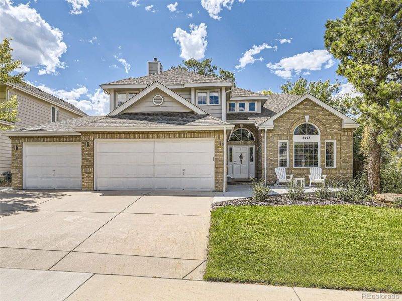 5423 E Dry Creek Cir, Centennial, CO 80122