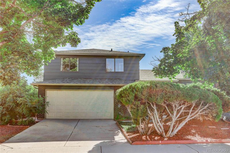 2630 S Dillon St, Aurora, CO 80014