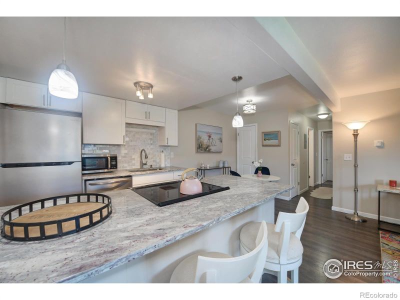 625 Manhattan Pl #107, Boulder, CO 80303