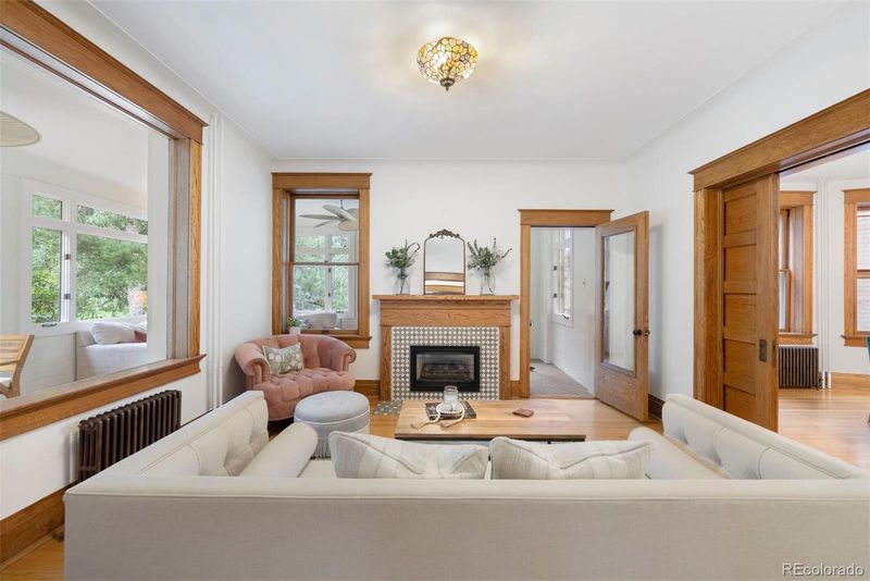 1205 Oneida St, Denver, CO 80220