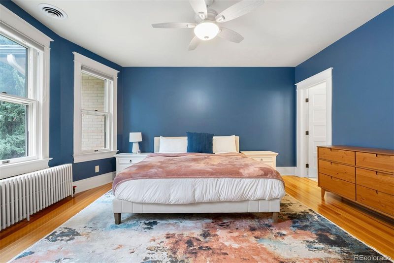 1205 Oneida St, Denver, CO 80220