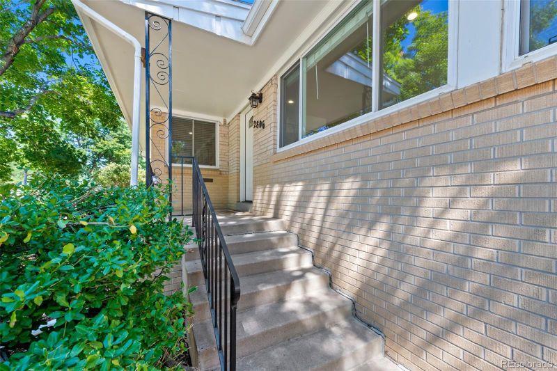 2806 S Lamar St, Denver, CO 80227
