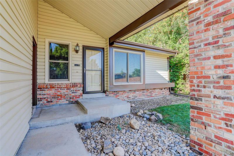 18254 E Crestridge Dr, Centennial, CO 80015