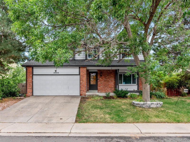 18940 E Chaffee Pl, Denver, CO 80249