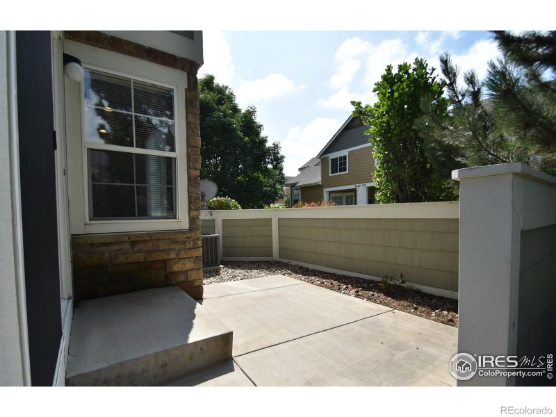 805 Summer Hawk Dr #135, Longmont, CO 80504