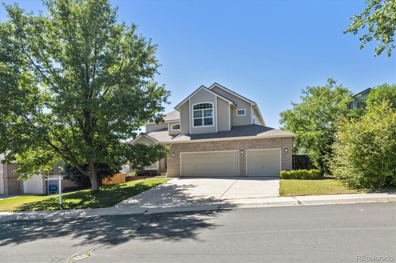 5857 S Walden St, Centennial, CO 80015