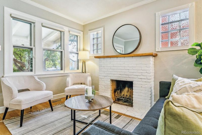 921 Jackson St, Denver, CO 80206
