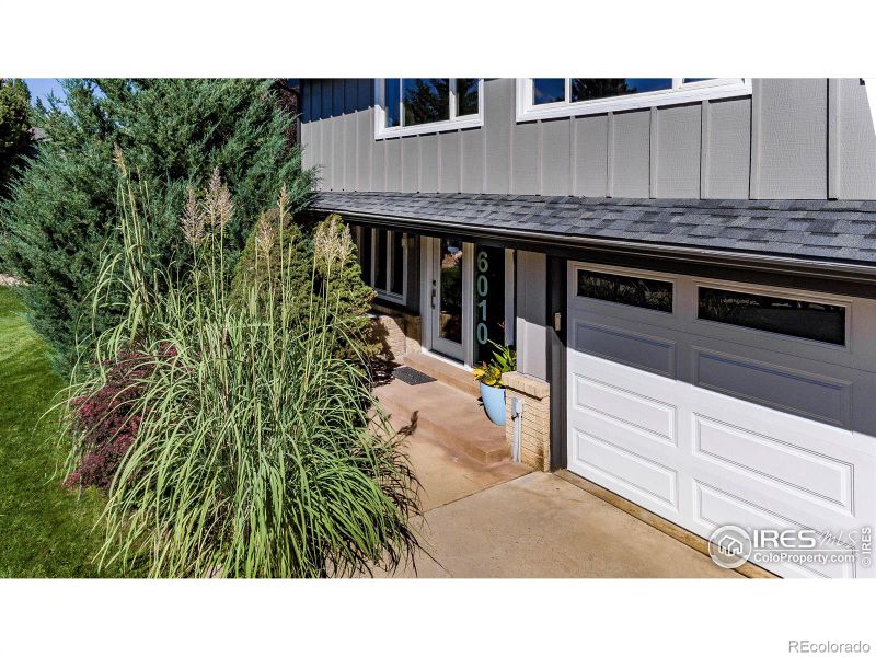6010 Fox Hill Dr, Longmont, CO 80504