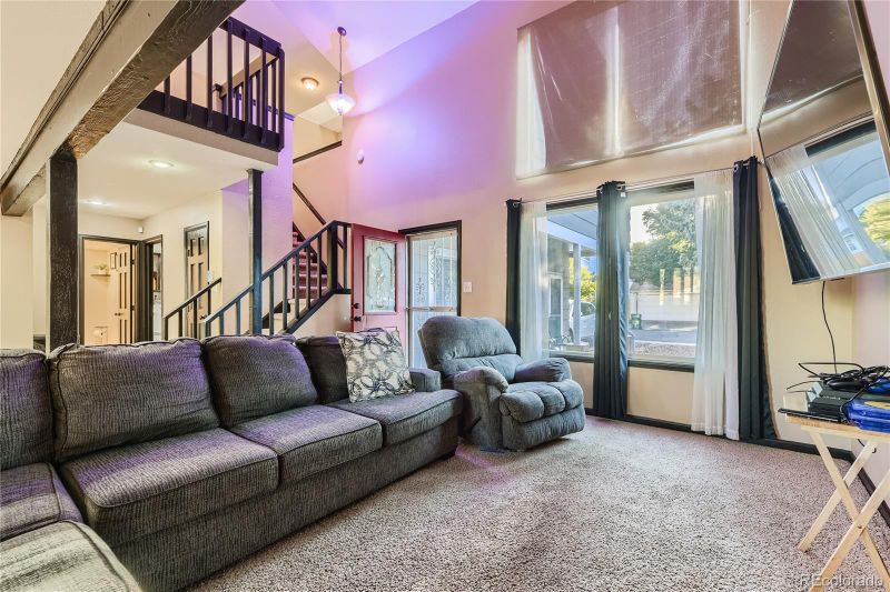 1544 S Carson St, Aurora, CO 80012