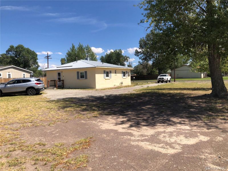1027 Alamosa Ave, Alamosa, CO 81101