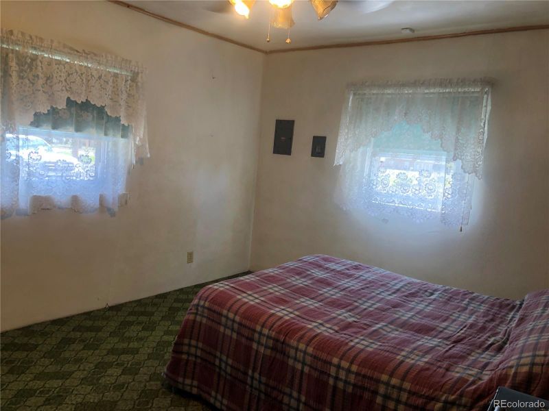 1027 Alamosa Ave, Alamosa, CO 81101