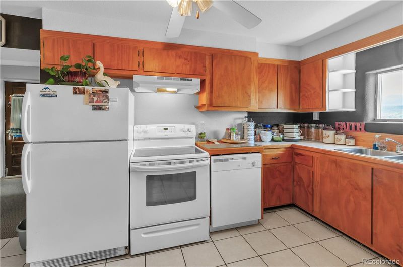 1522 N Denver Ave, Trinidad, CO 81082