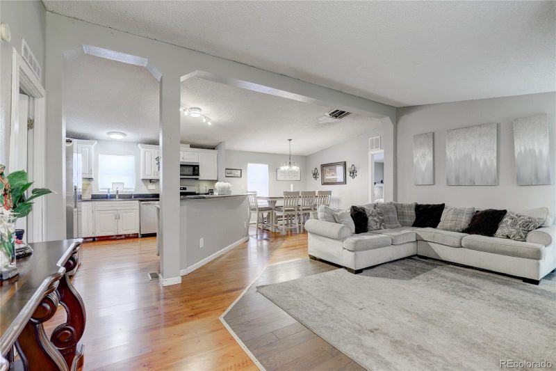 6171 E 82nd Ave, Commerce City, CO 80022