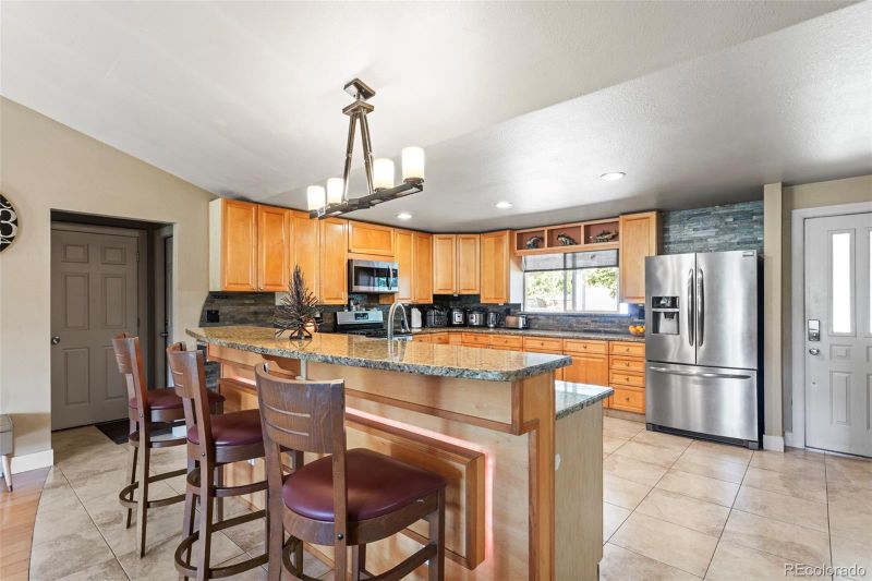 1045 S Joplin Way, Aurora, CO 80017