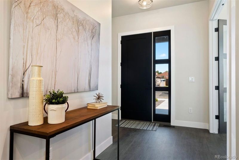 2649 S Acoma St, Denver, CO 80223