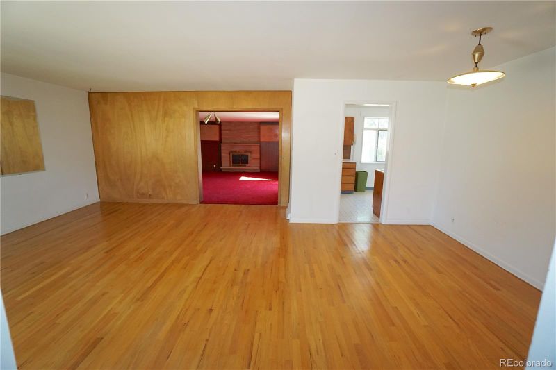 3375 W Layton Ave, Englewood, CO 80110